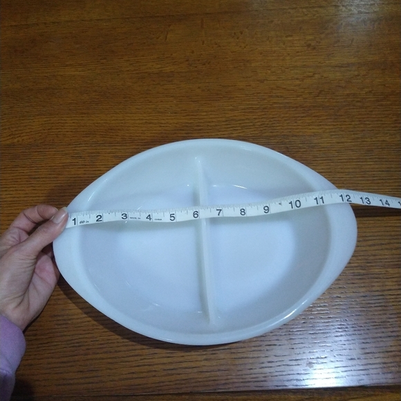 Vintage Glass bake J-2352 Milk Glass Divided Casserole Dish - Picture 5 of 11